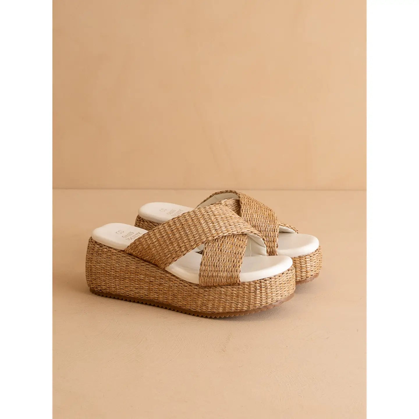 Raffia Platform