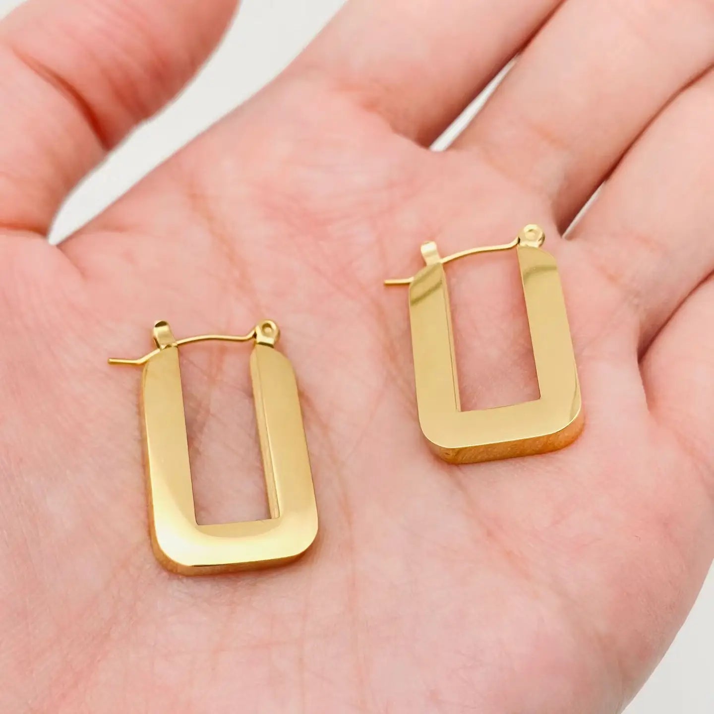 Dasha Earring