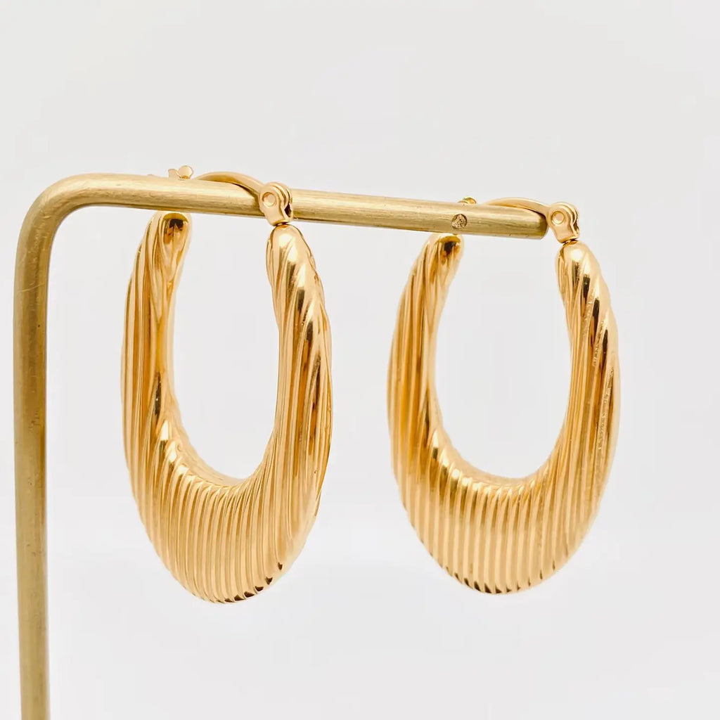 Makin Waves Hoops