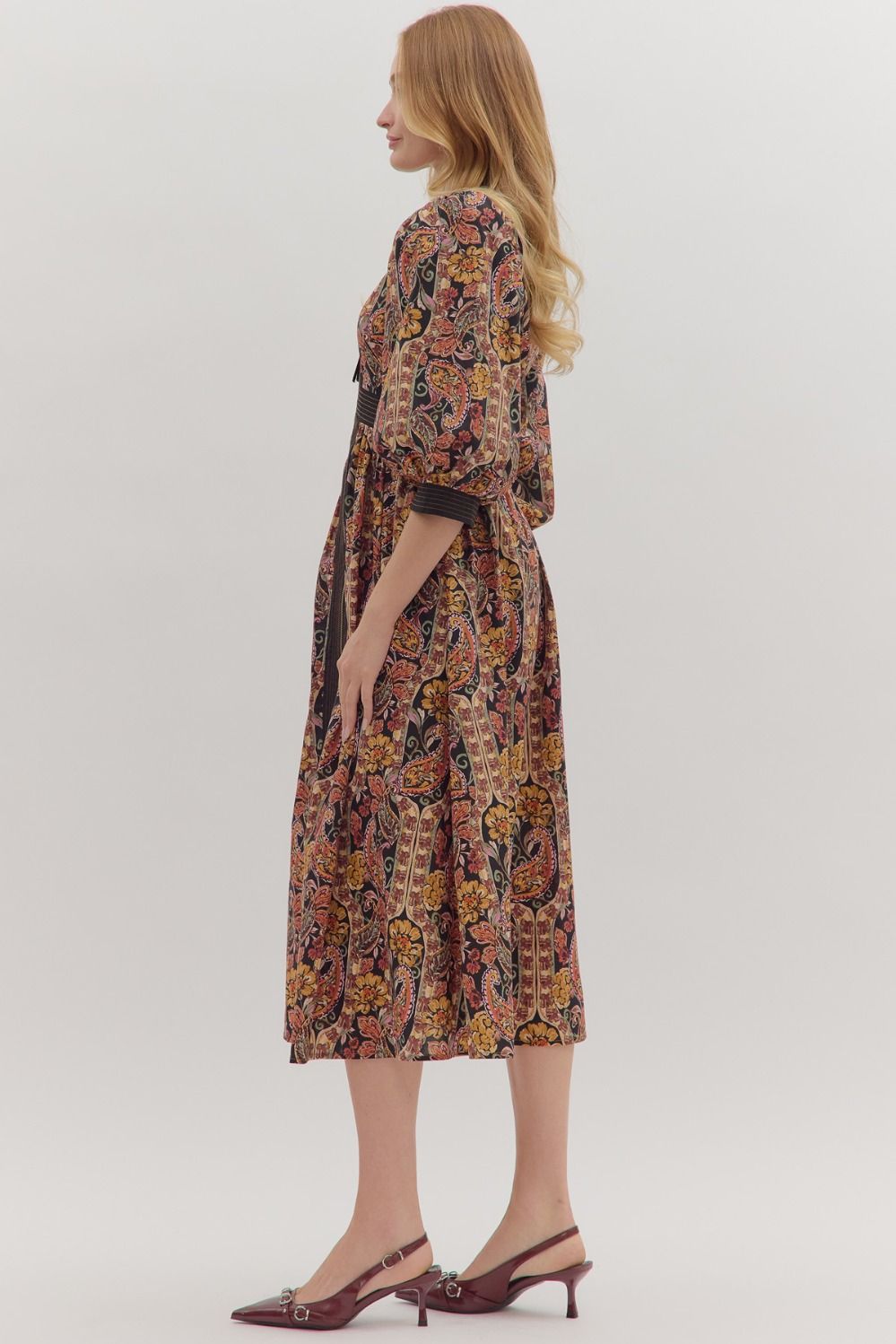 November Vibes Midi Dress